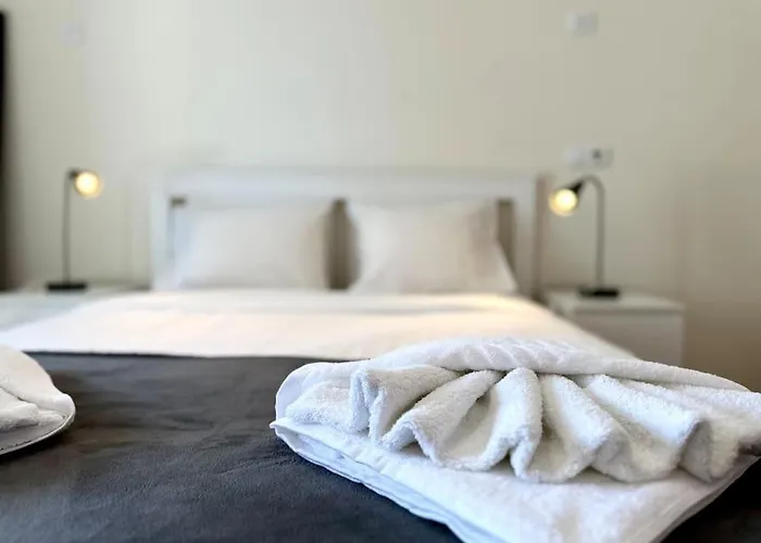 Sunrise • Vista Mar • 3 Quartos • Surf • *