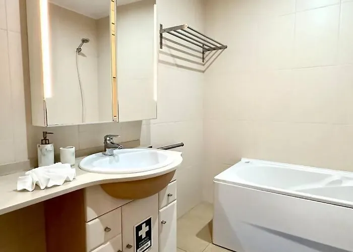 Sunrise • Vista Mar • 3 Quartos • Surf • *