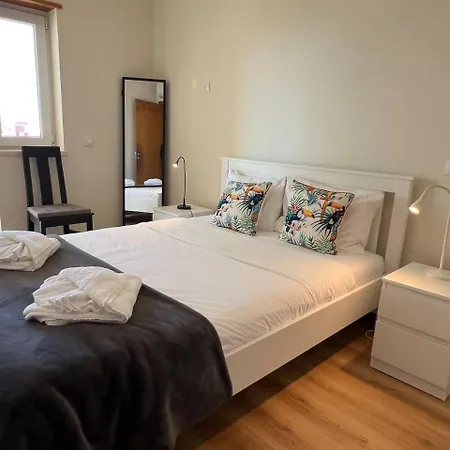 Apartamento Sunrise • Vista Mar • 3 Quartos • Surf •